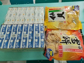 9.7廣東粥姐姐捐贈餅乾飲料一批..jpg